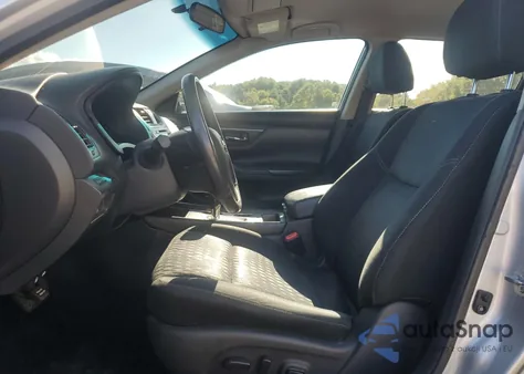 2017 Nissan Altima 2.5 z USA, uszkodzony, nr VIN 1N4AL3AP3HC188151